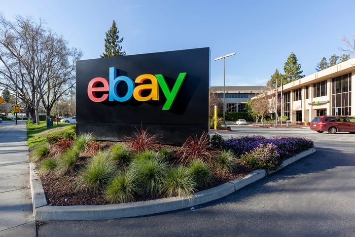 Michael Burry Says GameStop’s eBay Bid ‘Just Went Hostile’ After Ryan Cohen Claims Ban: All You Need To Know