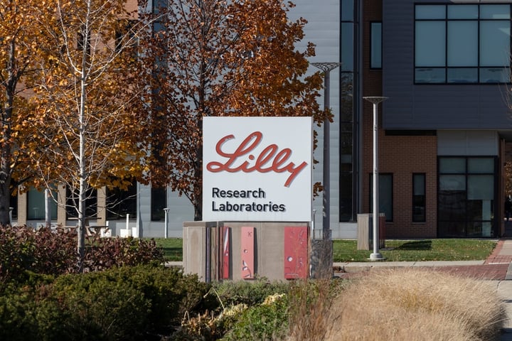 Eli Lilly Capitalizes On Consumers’ ‘Love Affair’ With Weight Loss Drugs: Gary Black Says Valuation ‘Still Looks Compelling’