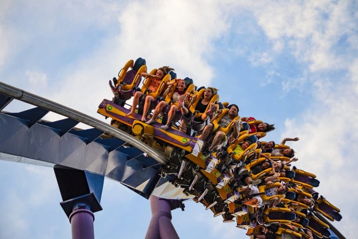 Short Squeeze And Earnings: Why Six Flags Stock Spiked Thursday