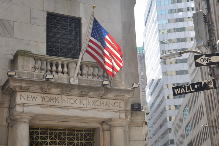 Stock Market Today: Dow, S&P 500, Nasdaq Futures RiseAs Trump Administration Evades War Powers Deadline— Apple, Twilio, Roblox In Focus (UPDATED)