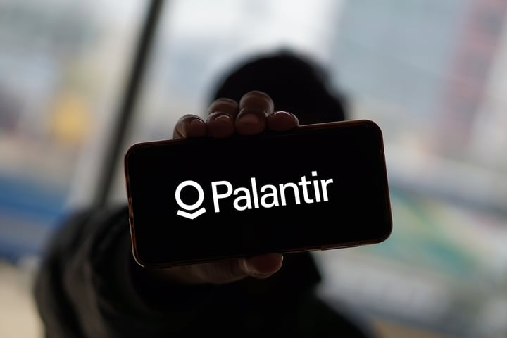 Top Wall Street Forecasters Revamp Palantir Expectations Ahead Of Q1 Earnings