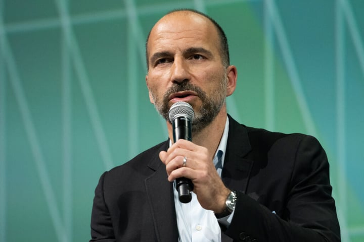 Uber CEO Dara Khosrowshahi Sees ‘Trillion-Dollar’ Self-Driving Opportunity, Says Waymo Hasn’t Impacted Business