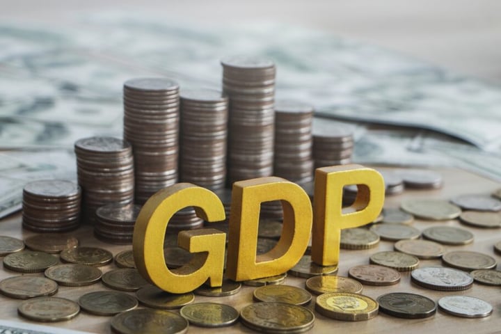 US GDP Grows 2%, Gas Prices Soar, Mark Cuban’s Warning: This Week In Economy