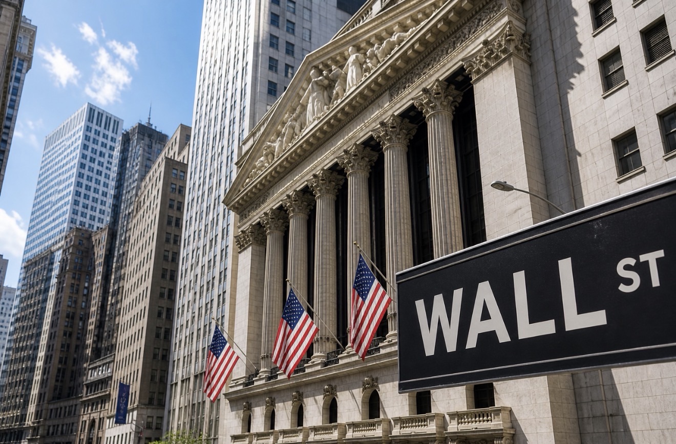 Bank Shares Climb as Higher Rates Boost Profit Outlook