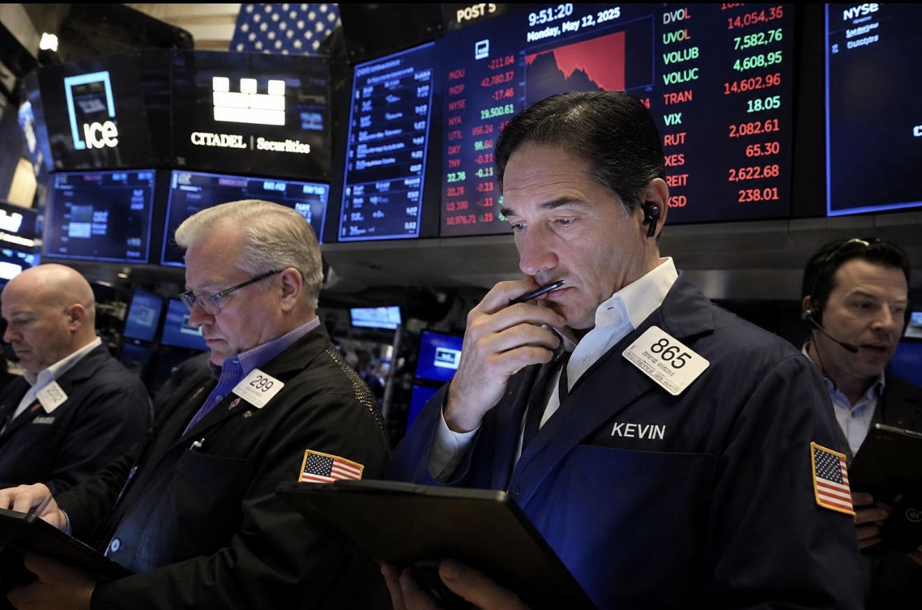 Wall Street Treads Water at Midmorning as Iran Rejects Peace Terms, Oil Surges, and Earnings Drive Individual Stock Action