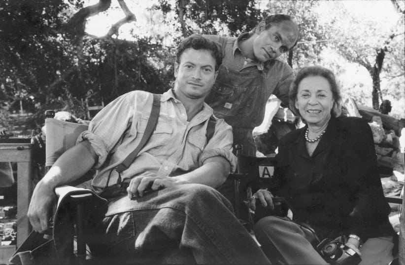 With co-star John Malovich and Elaine Steinbeck (wife of John Steinbeck, author of the classic novella) on the set of 1992&rsquo;s &lsquo;Of Mice and Men.&rsquo;  (credit: METRO-GOLDWYN-MAYER STUDIOS)
