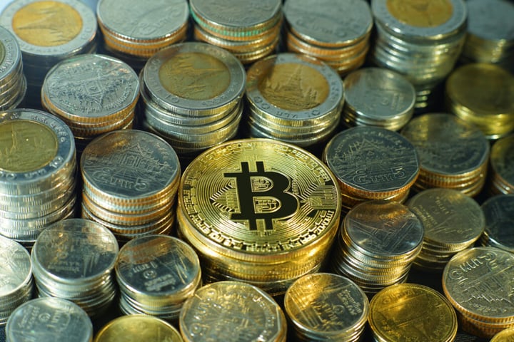 Peter Schiff Says ‘Young’ People Who Made Money Early With Bitcoin Dishing Out Financial Advice: ‘Don’t Confuse Brains With A Bull Market’