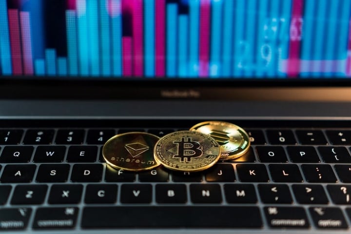 Bitcoin Tops $66,000, Ethereum, XRP Consolidate Gains As ETF Demand Turns ‘Crypto Winter’ Into Buying Opportunity
