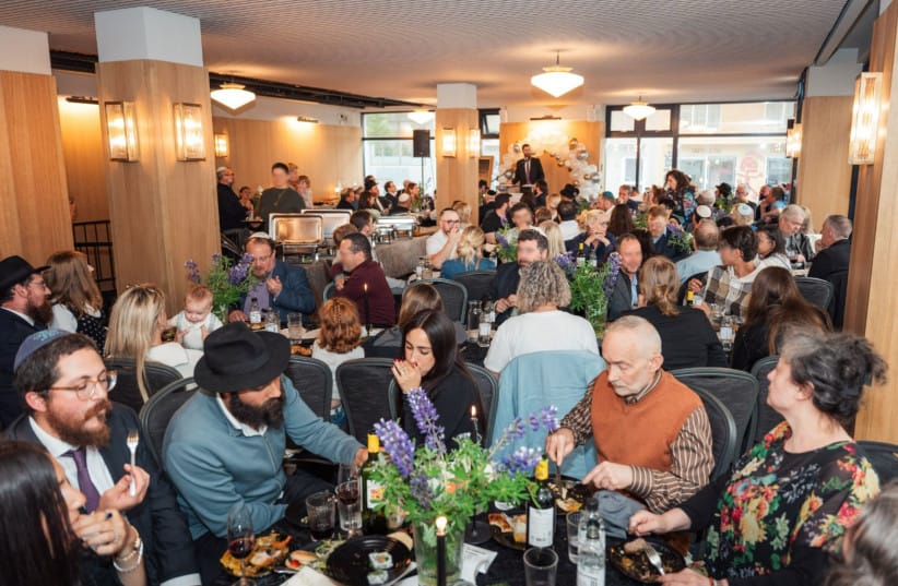 The Jewish community gathers at the new Icelandic Jewish community center. (credit: Gabriel Rutenberg and Israel Sudry) The Jewish community gathers at the new Icelandic Jewish community center. (credit: Gabriel Rutenberg and Israel Sudry)