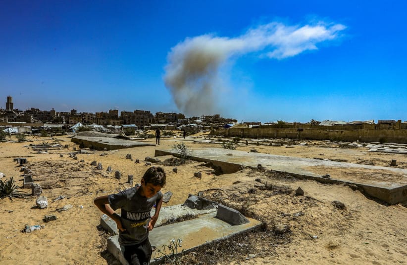 Smoke rises following an Israeli airstrike east of Khan Yunis in the southern Gaza Strip, September 8, 2026.  (credit: ABED RAHIM KHATIB/FLASH90)