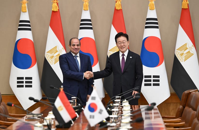Egypt's President Abdel Fattah El-Sisi shakes hands with South Korea's President Lee Jae Myung during their meeting at the presidential Blue House in Seoul, South Korea, on October 8, 2026 (credit: JUNG YEON-JE/Pool via REUTERS/File Photo) Egypt's President Abdel Fattah El-Sisi shakes hands with South Korea's President Lee Jae Myung during their meeting at the presidential Blue House in Seoul, South Korea, on October 8, 2026 (credit: JUNG YEON-JE/Pool via REUTERS/File Photo)