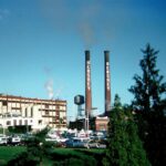Archive photograph of the Hershey chocolate factory in Hershey, Pennsylvania, in August 1976; not an image of current factory operations or the 2026 earnings announcement.
