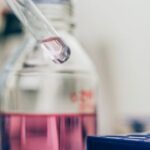 Archive laboratory photo, not a Biogen facility
