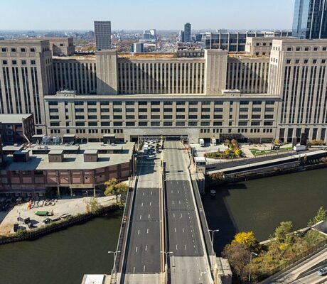 The Old Post Office building in Chicago, which houses Cboe Global Markets' headquarters, in October 2022. Archive photo.