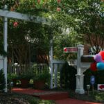 Archive photo: an open-house event in Durham, North Carolina, August 3, 2008. Ildar Sagdejev, CC BY-SA 4.0, cropped. Not a current property listing.