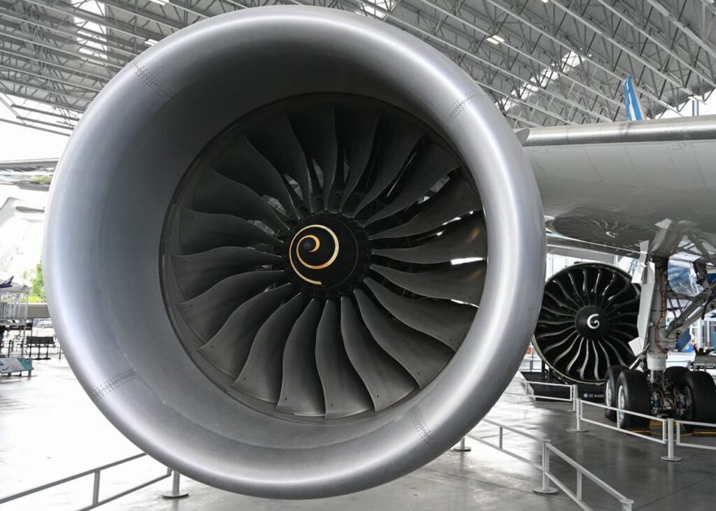 Archive photo: Rolls-Royce Trent 1000 jet engine on a Boeing 787 at the Museum of Flight, Seattle, July 2019. Jorge Láscar, CC BY 2.0, cropped.