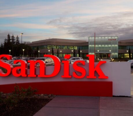Archive: former SanDisk headquarters, Milpitas, January 2014. LPS.1 / CC0, cropped.